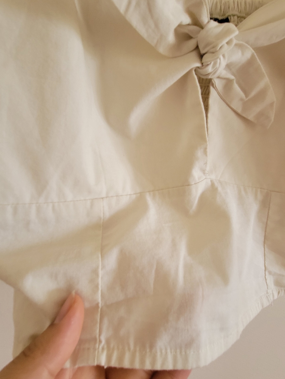 VERO MODA Cream Sweetheart Tie-Knot Blouse Top - Picture 5 of 8